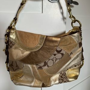 Coach leather/suede handbag, gold/tan Color’s,brand new in excellent condition.